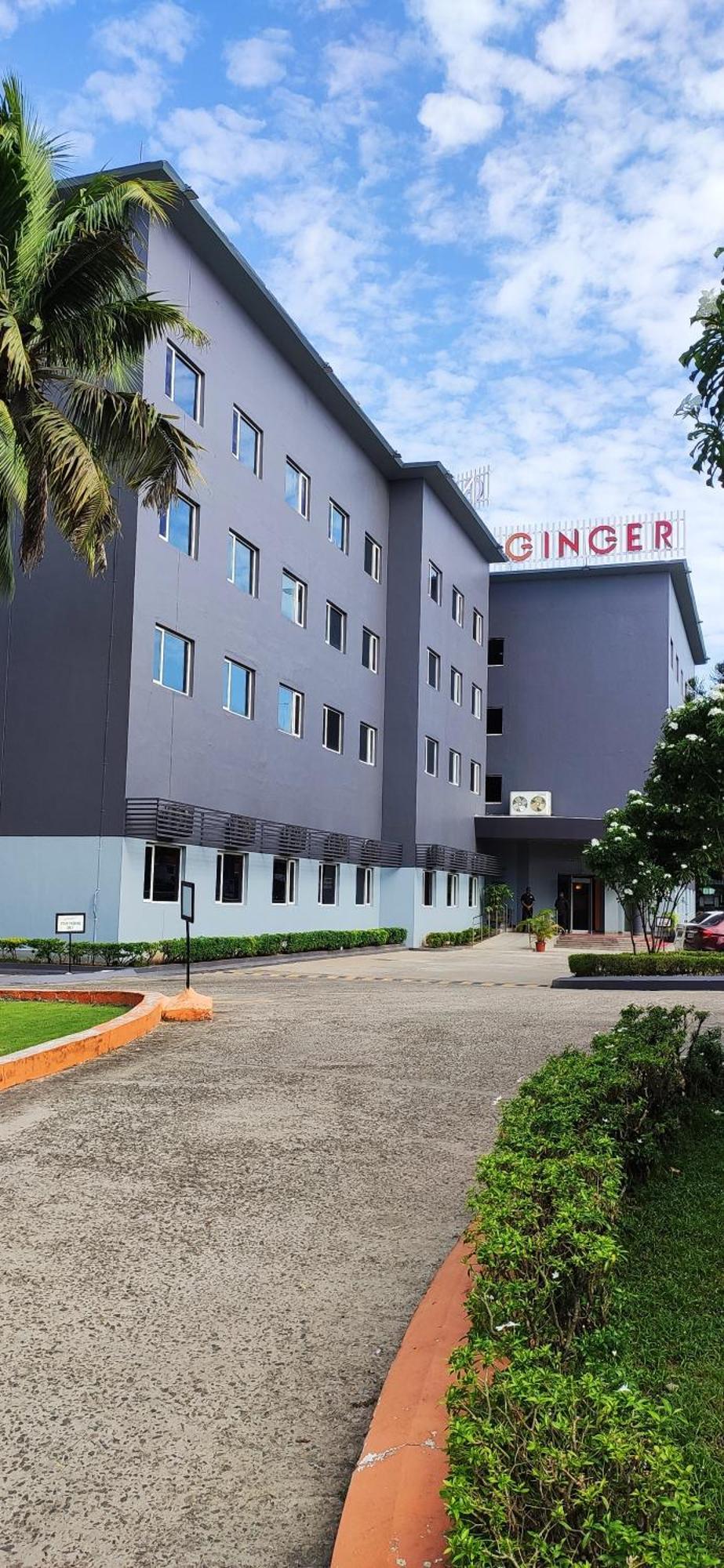 Ginger Trivandrum Hotel Kazhakuttam Exterior photo